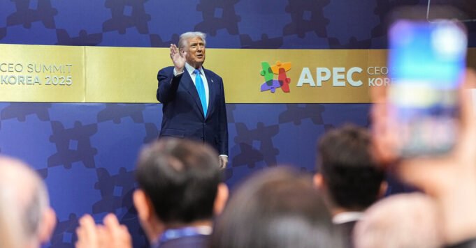 中国官员在会面前赞扬特朗普和习近平

 | news.qlsh.net