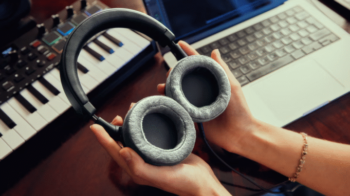 拜亚动力的新款有线耳机为 USB-C 设备带来经济实惠的录音室品质音质

 | news.qlsh.net