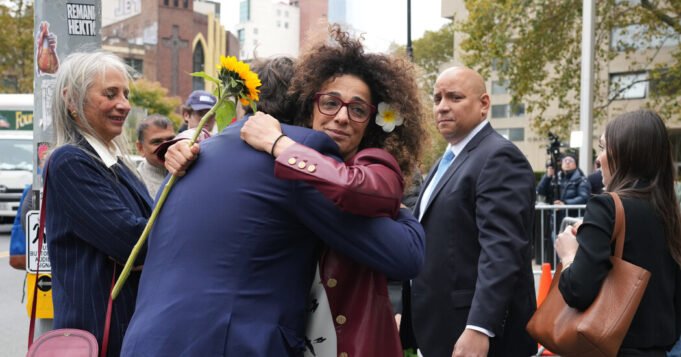 法官判处试图杀害伊朗活动人士 25 年徒刑

 | news.qlsh.net