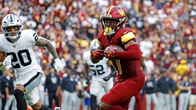 领袖外接手特里·麦克 领袖外接手特里·麦克劳林将缺席周日对阵海鹰队的比赛
 | news.qlsh.net